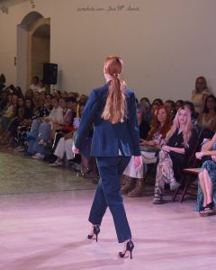 Fotografias de la X Pasarela Solidaria Cruz Roja Granada ( 2023 ) , Colecciones de El Corte Inglés , Fotografías José Mª Aponte Maestre JJCARPHOTO.com