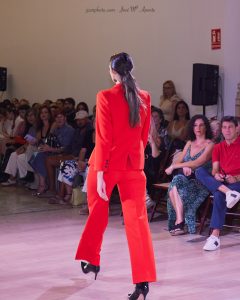 Fotografias de la X Pasarela Solidaria Cruz Roja Granada ( 2023 ) , Colecciones de El Corte Inglés , Fotografías José Mª Aponte Maestre JJCARPHOTO.com