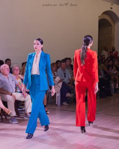 Fotografias de la X Pasarela Solidaria Cruz Roja Granada ( 2023 ) , Colecciones de El Corte Inglés , Fotografías José Mª Aponte Maestre JJCARPHOTO.com